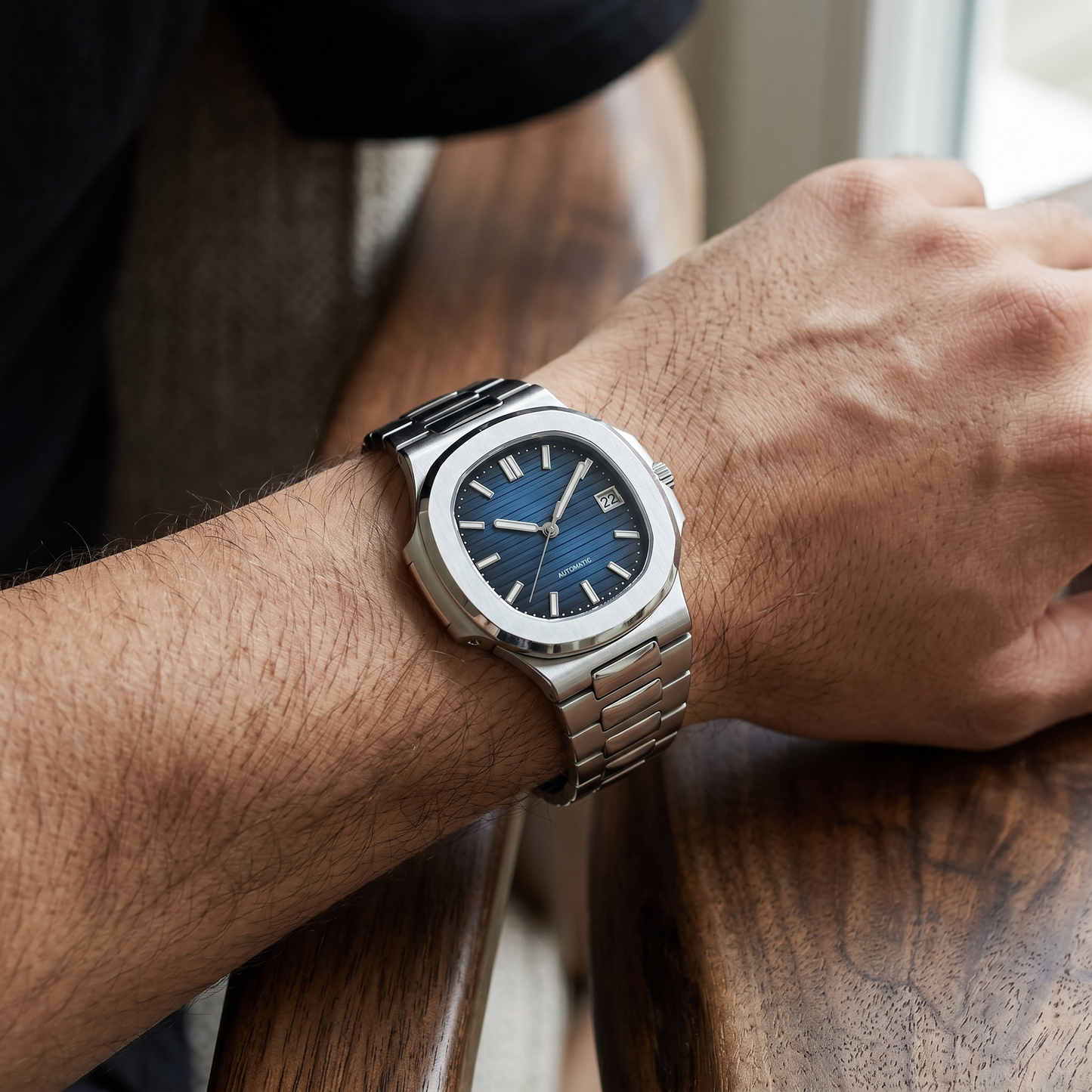 Nautilus Royal Blue
