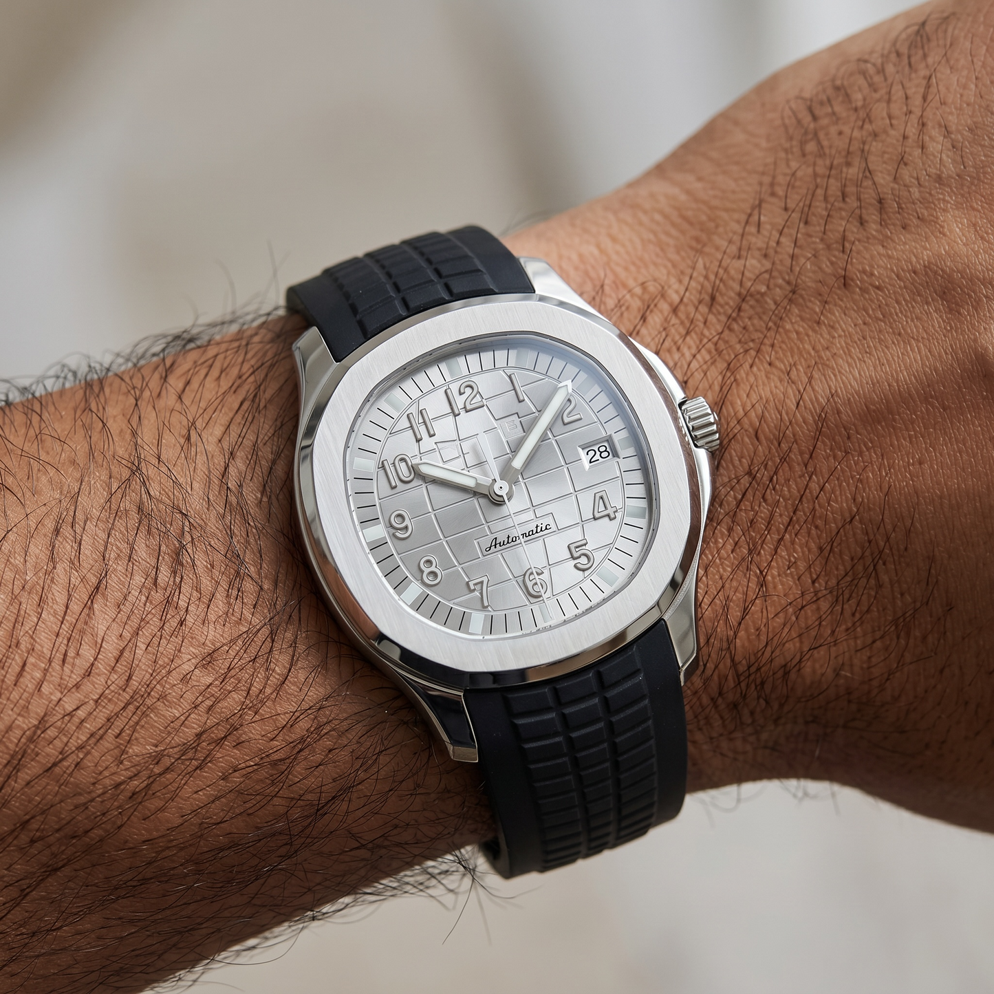 Aquanaut Black & Silver