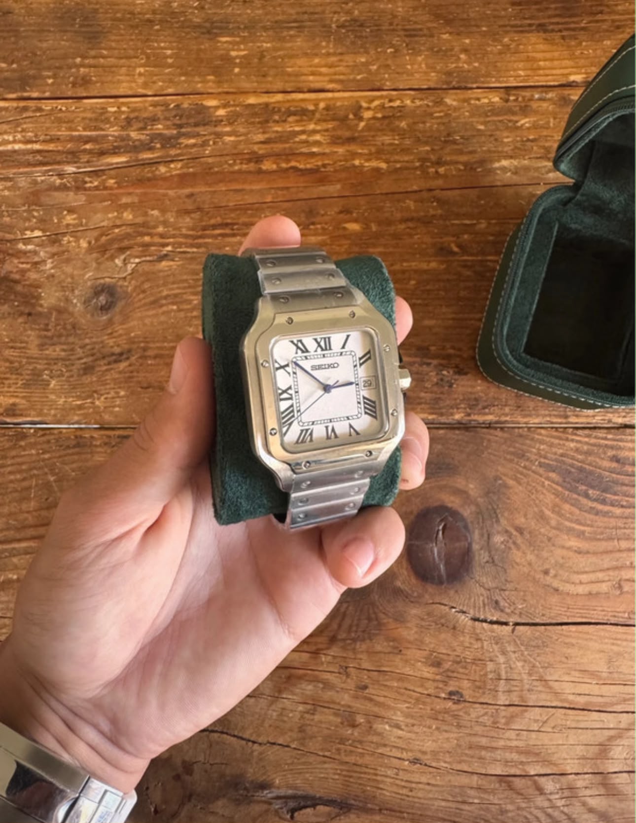 Santos White Dial review image